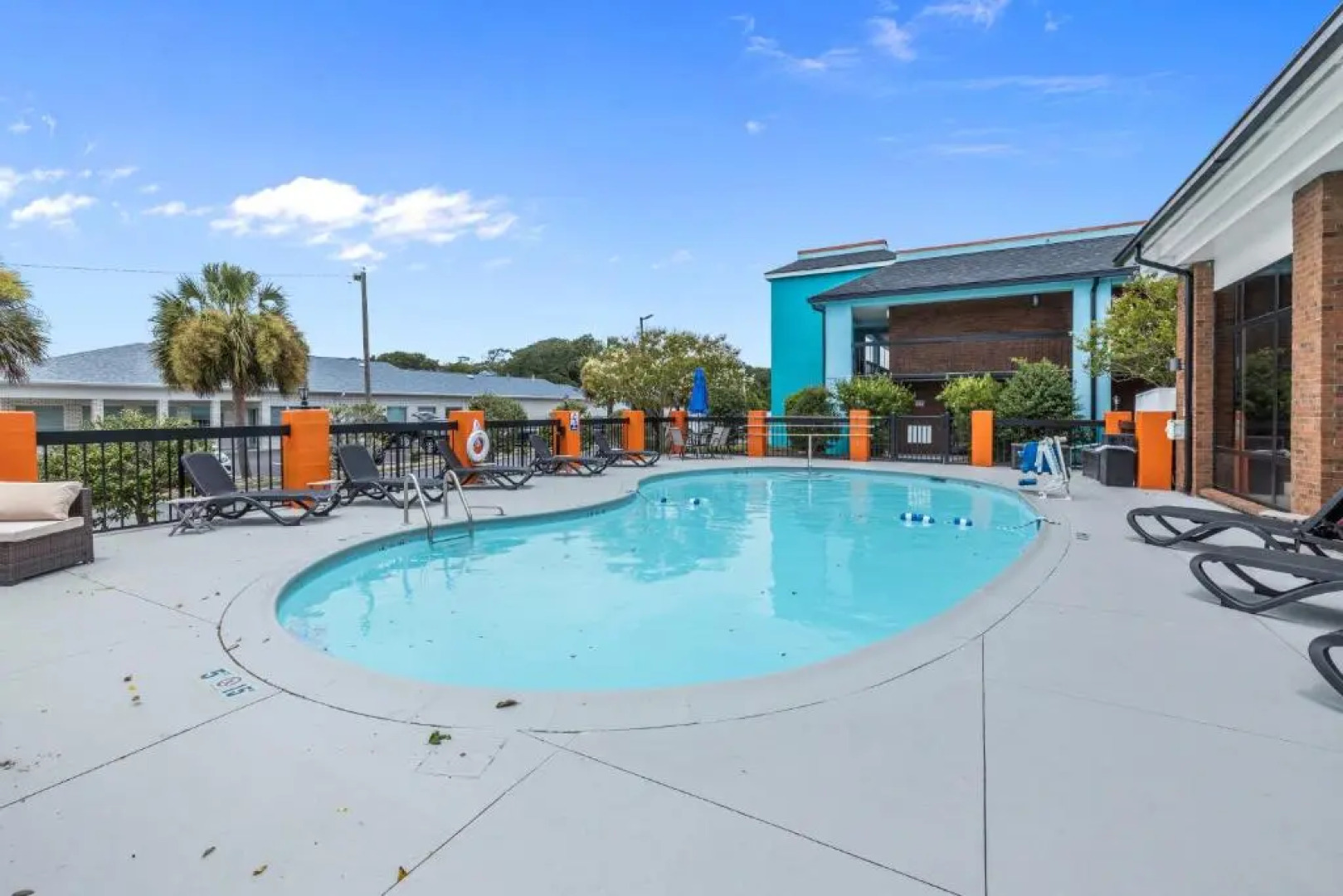 Garnet Inn & Suites, Morehead City near Atlantic Beach