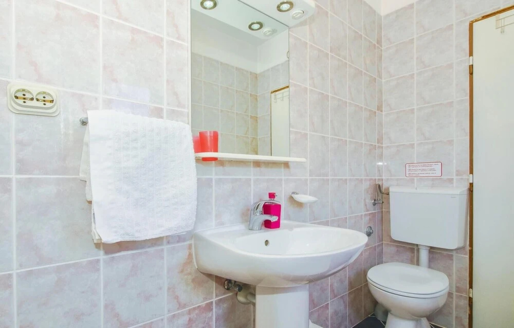 Awesome Home in Okrug Gornji With Sauna, Wifi and 5 Bedrooms