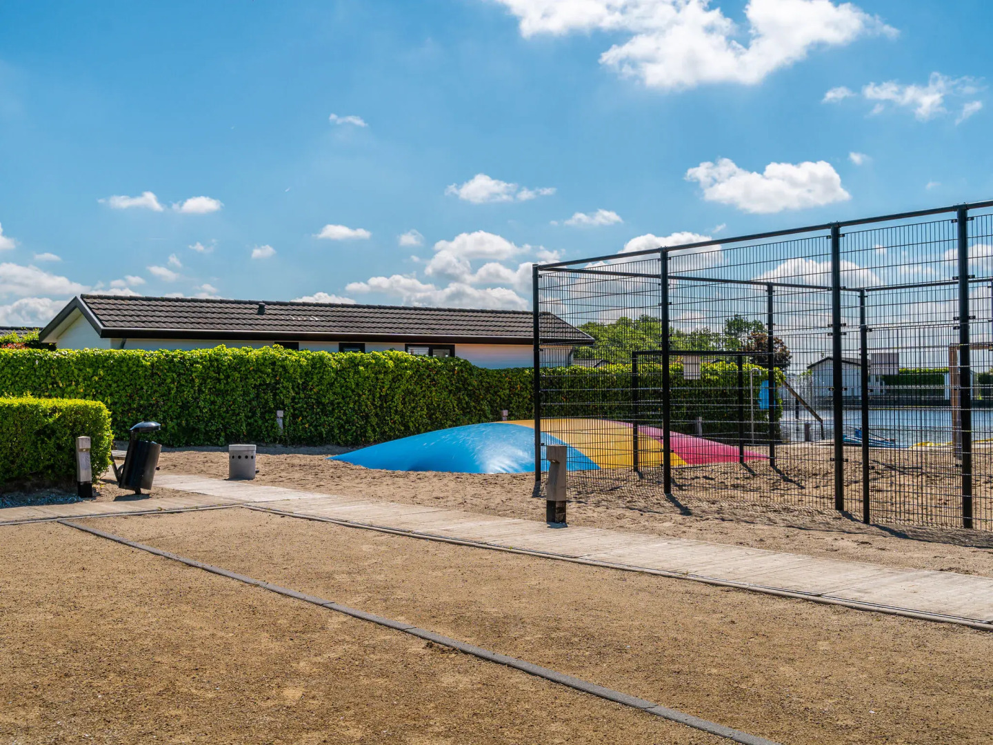 Comfortable Chalet With Dishwasher, Near the Sea in Egmond