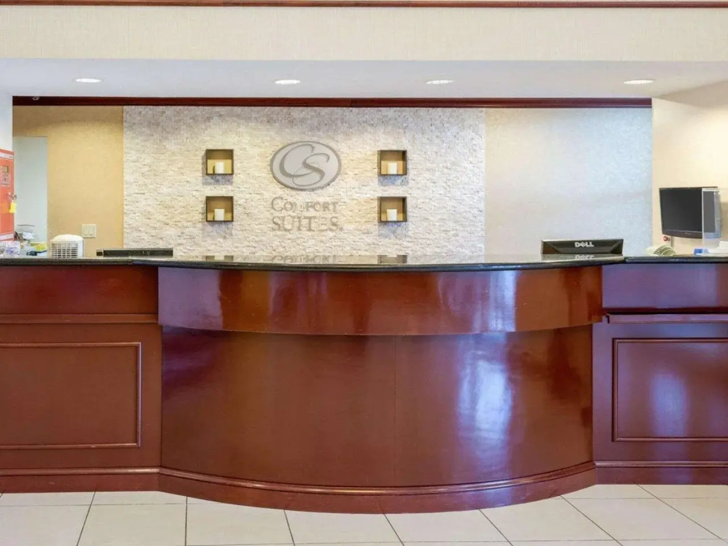 Comfort Suites Airport