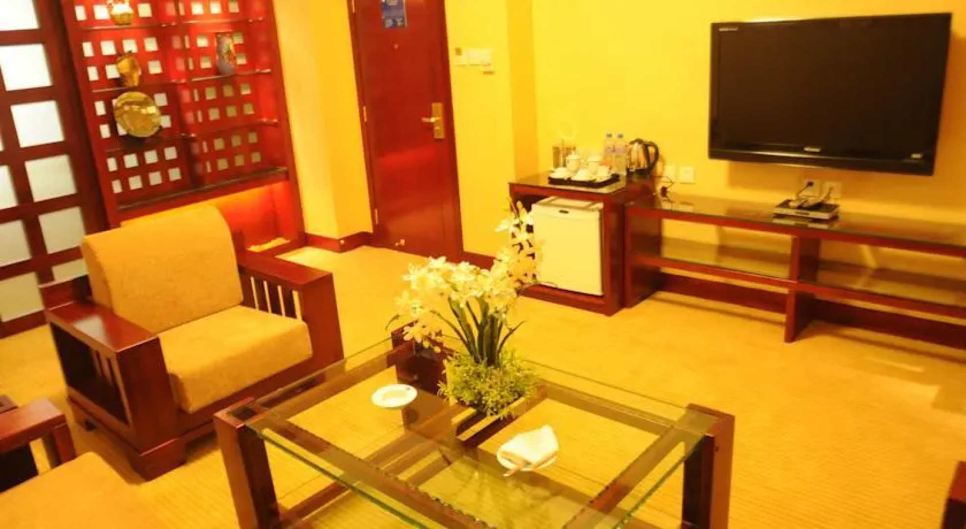 Lijiang Dian Jun Wang Hotel