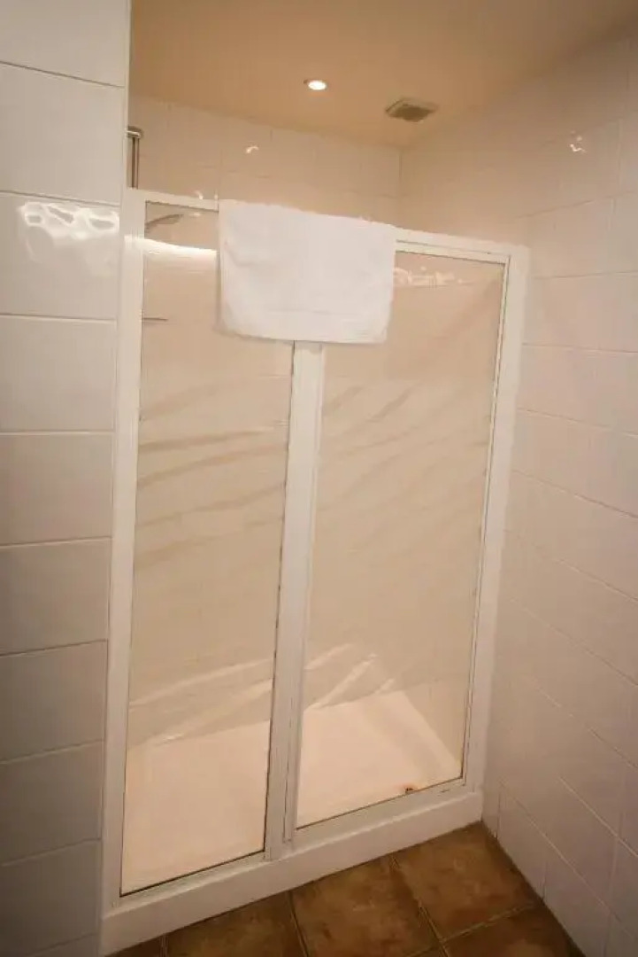 The Royal Arms Hotel