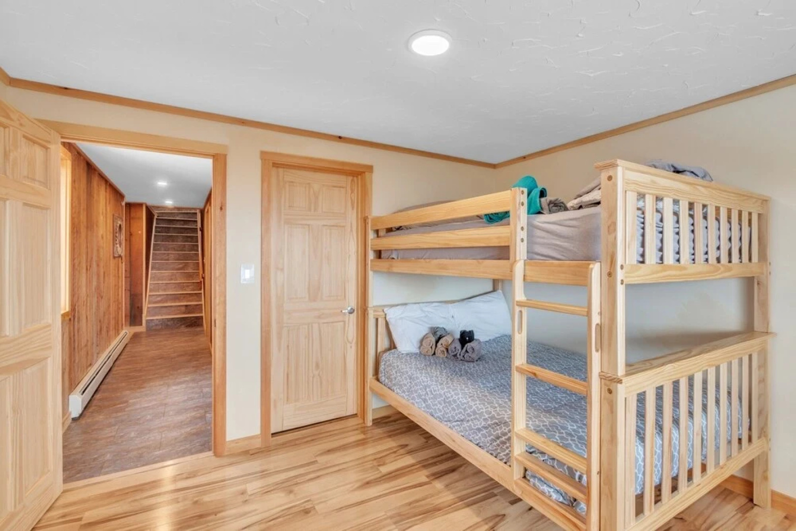 Stunning Mountain Retreat in Campton, Perfect for Skiing and Year-Round Fun by RedAwning