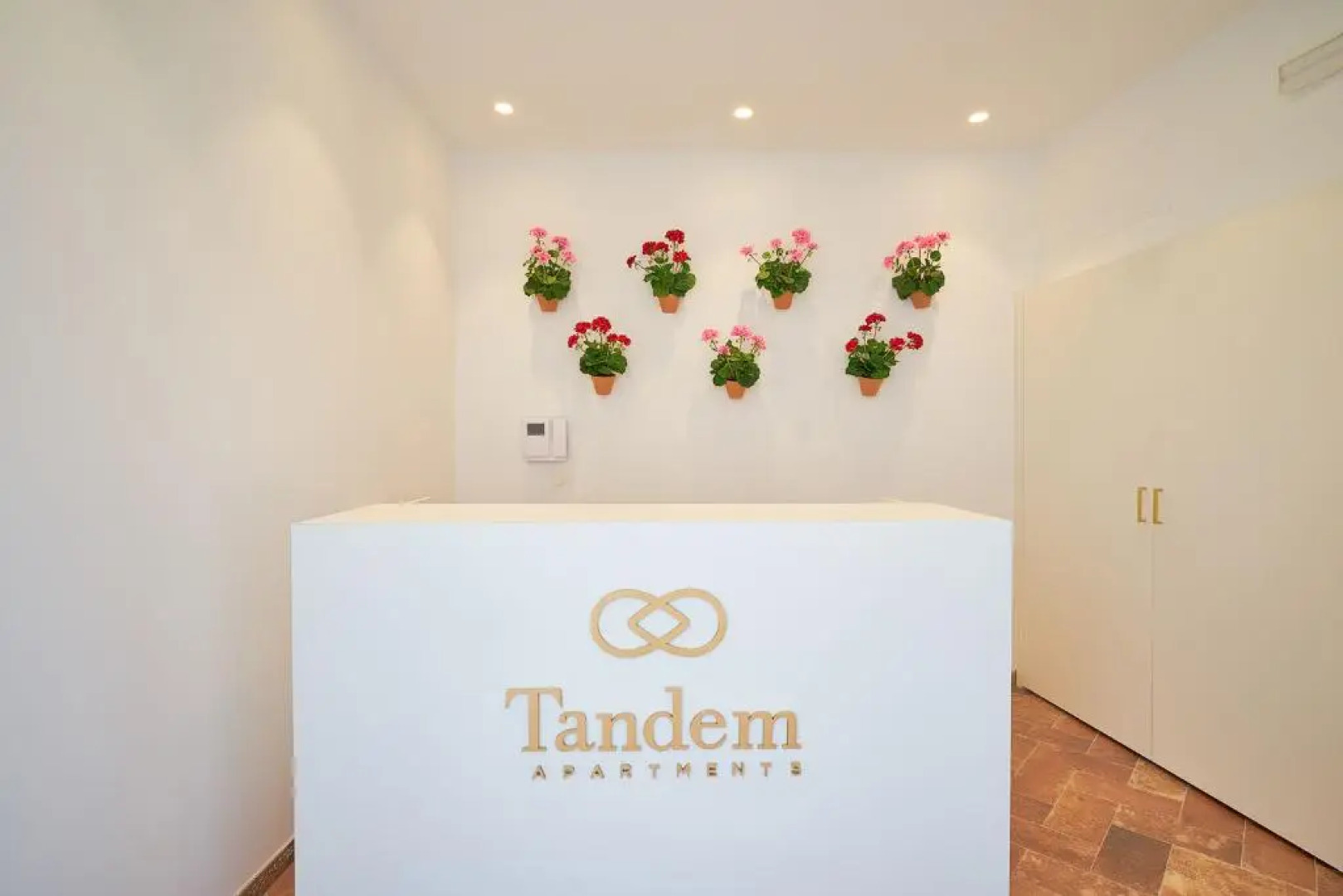 Tandem El Patio Suites