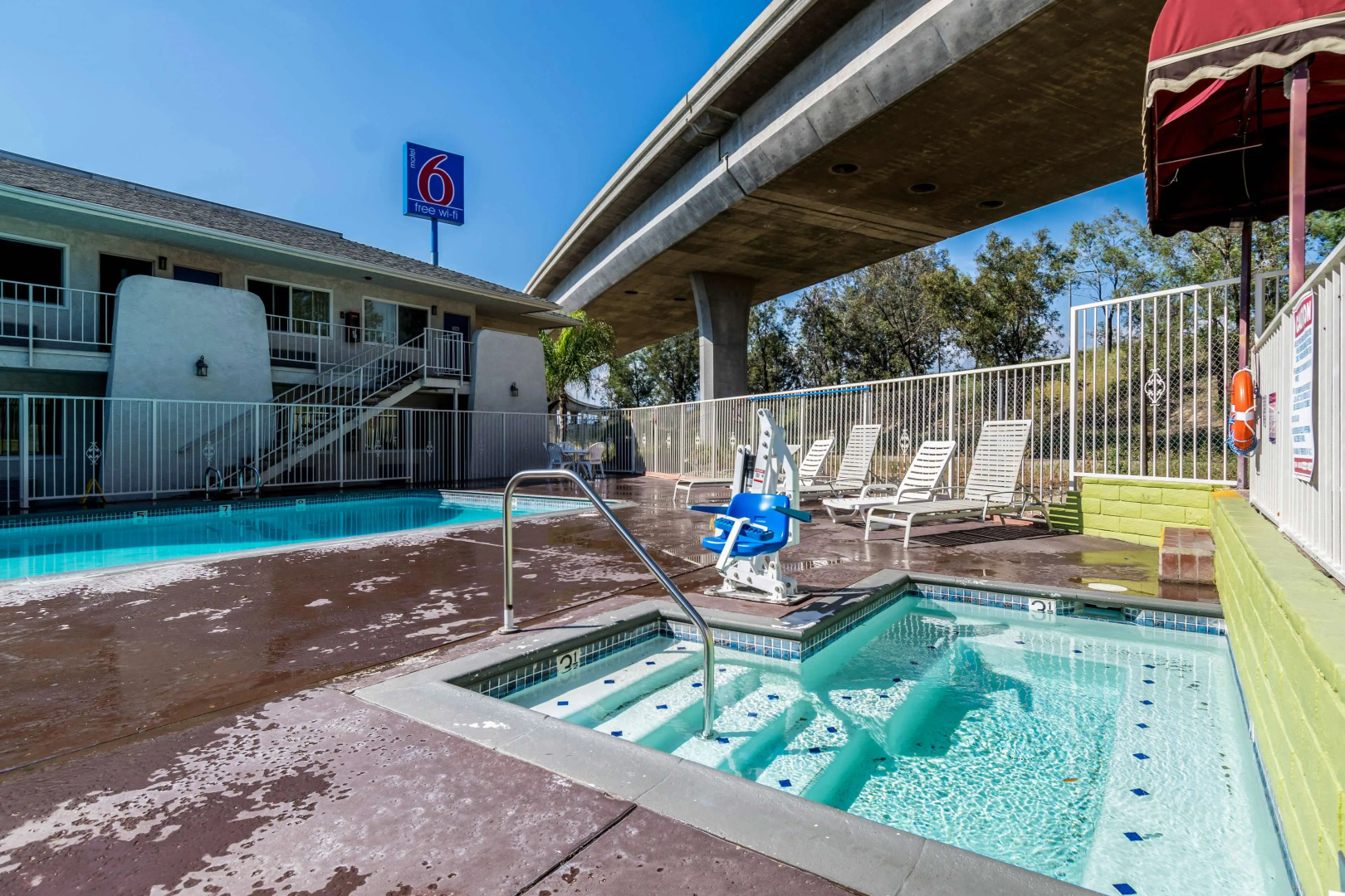 Motel 6 Redlands, CA