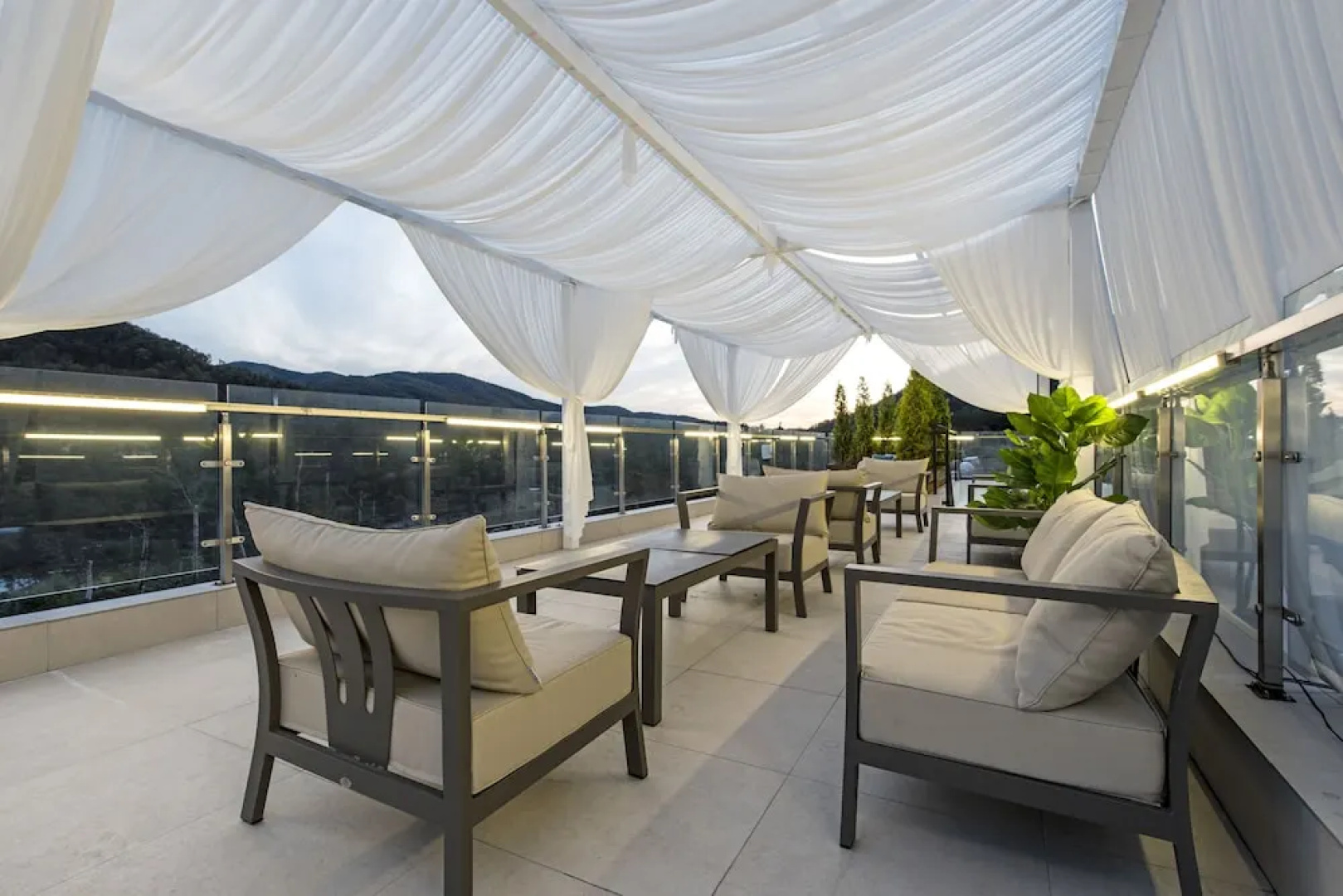 PoolVilla The Secret - Yangpyeong