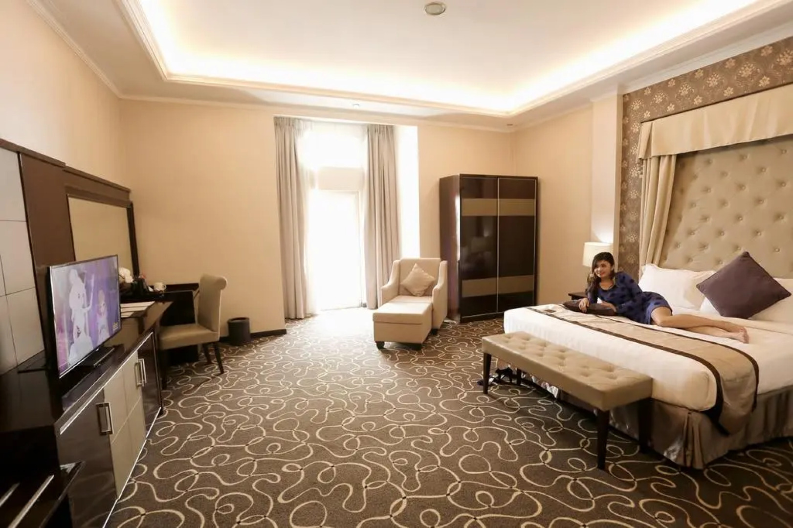 Adhiwangsa Hotel & Convention Hall