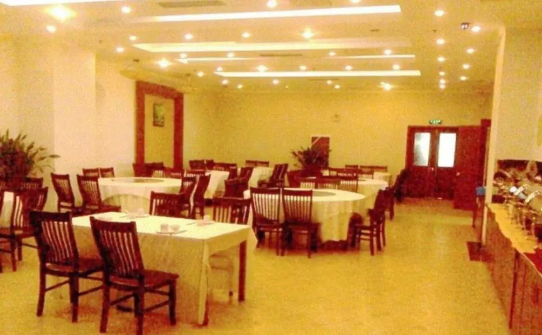 GreenTree Inn JiangSu WuXi BinHu TaiHu Pearl Development Mansion Business Hotel