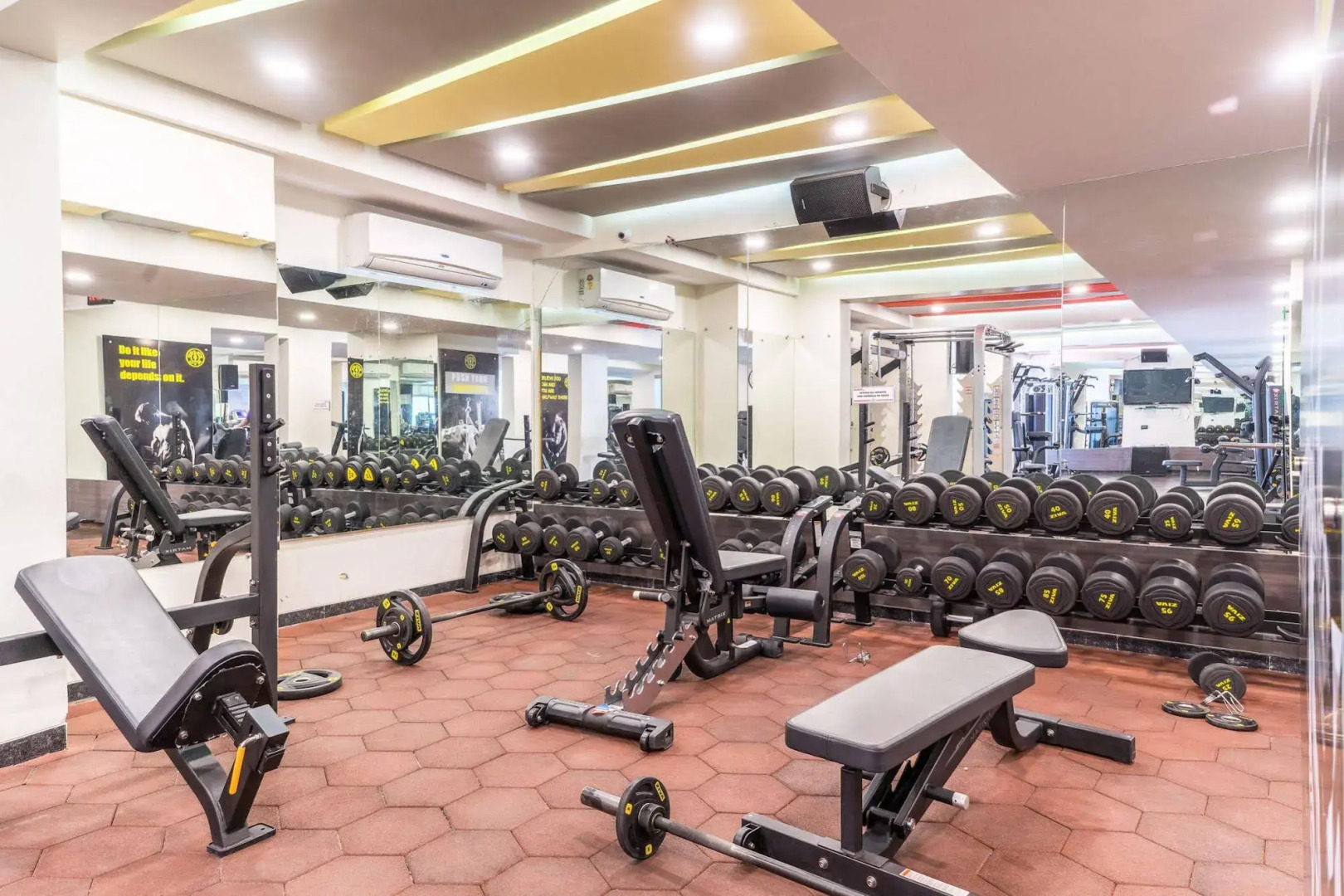 Treebo Trend Royal Kourt Aurangabad