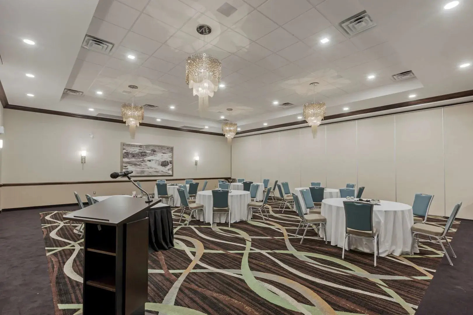 Best Western Plus Walkerton Hotel & Conference Centre