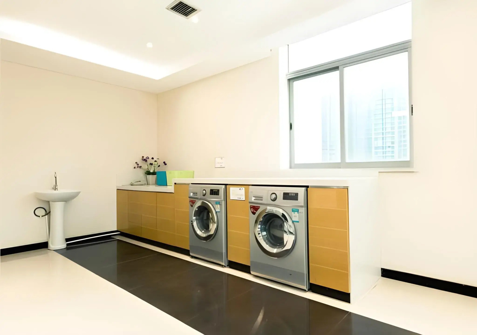 城市便捷酒店(珠海海滨泳场店)