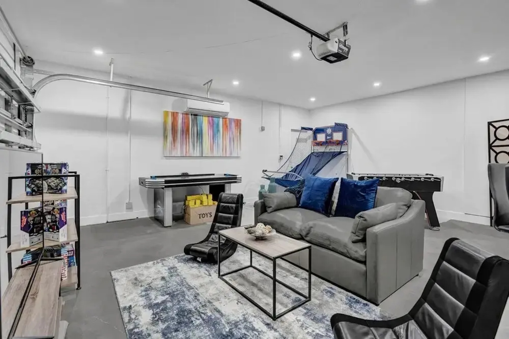 6BR Oasis with Heated Pool & Gameroom