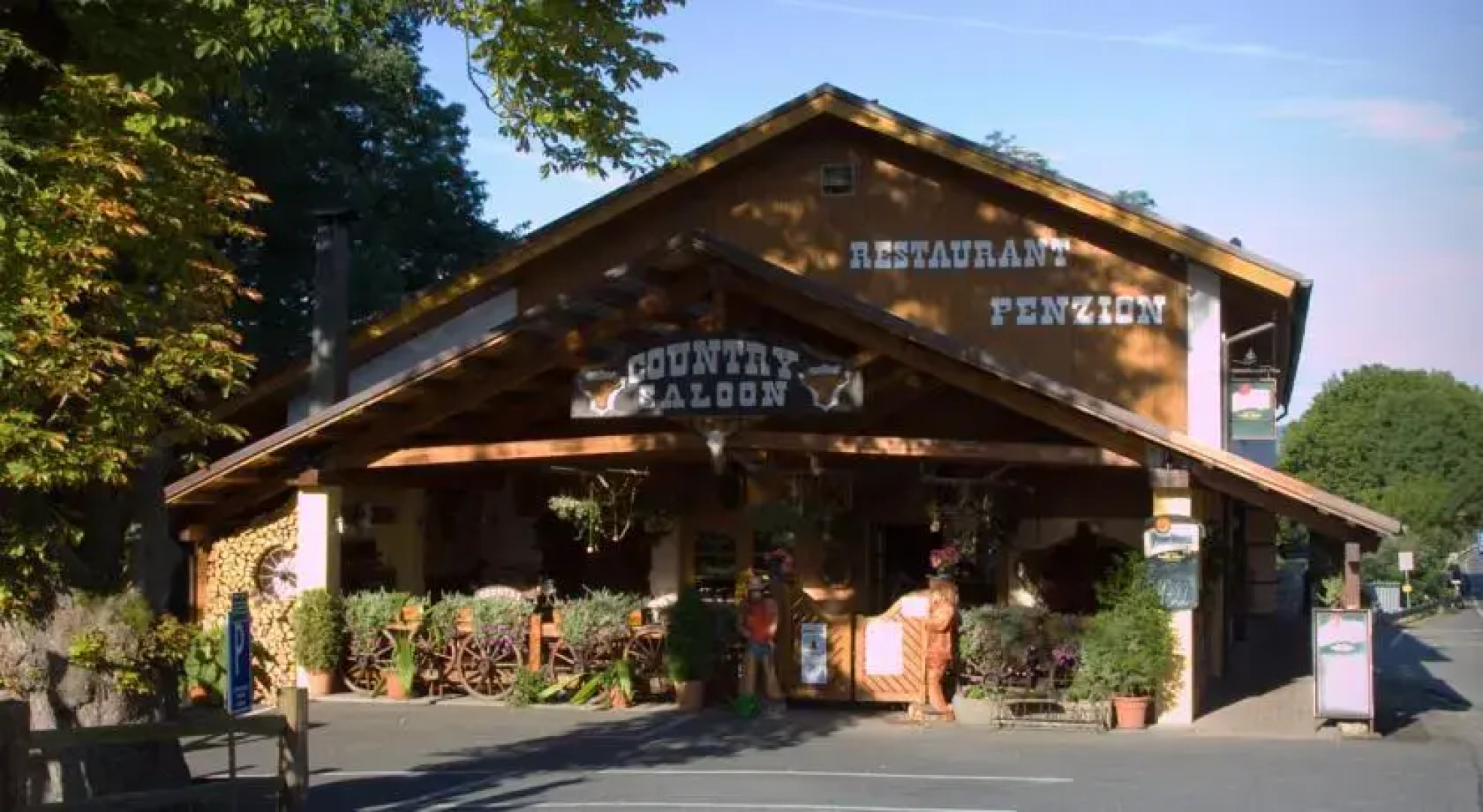 Steak Restaurant Penzion Country Saloon