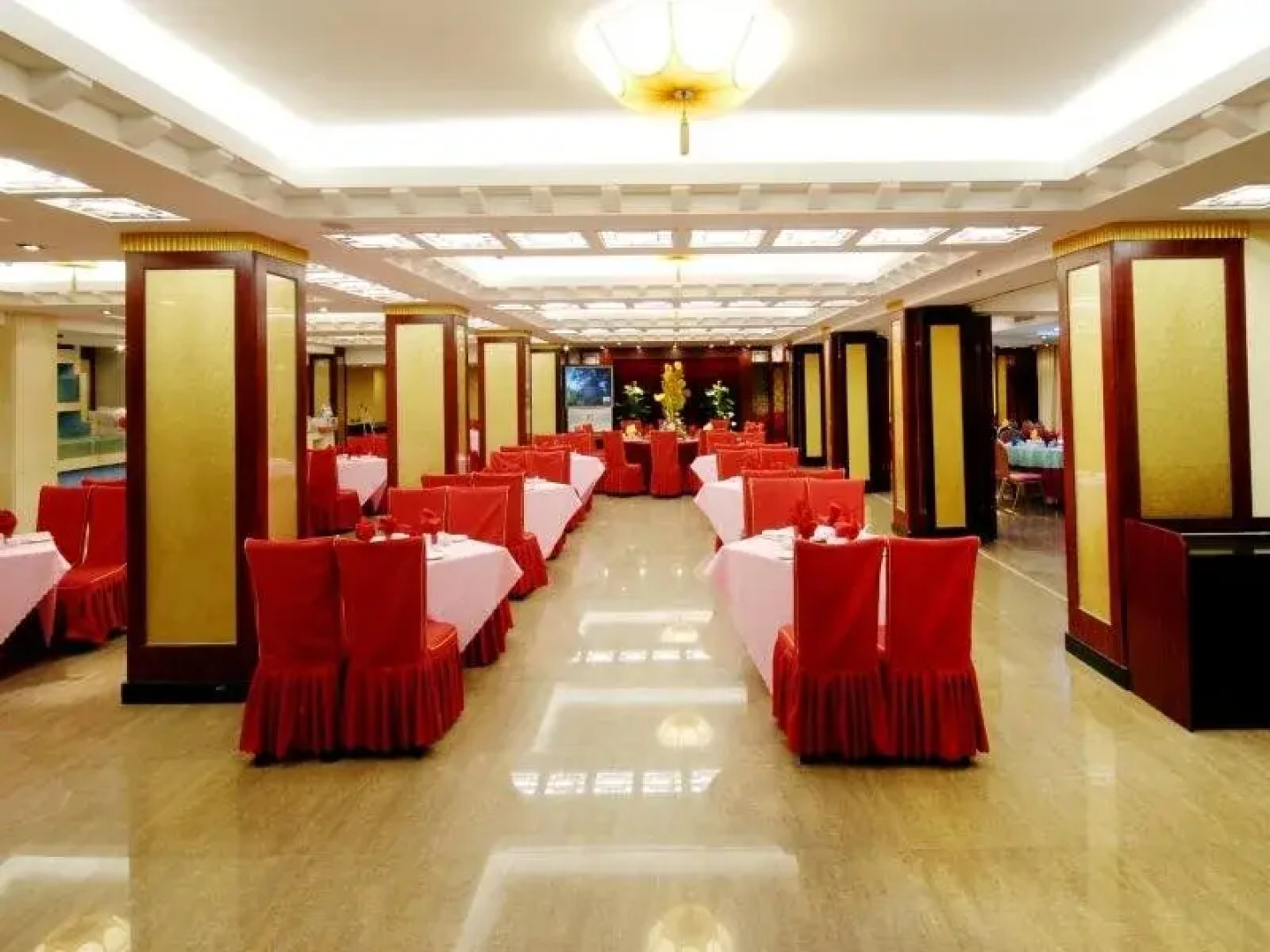 Golden Guangda Hotel
