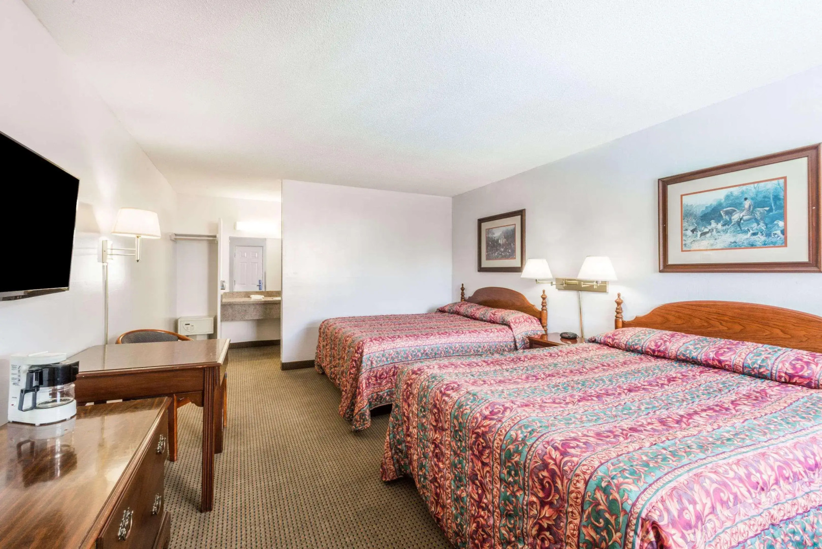 Travelodge by Wyndham Cape Cod Area