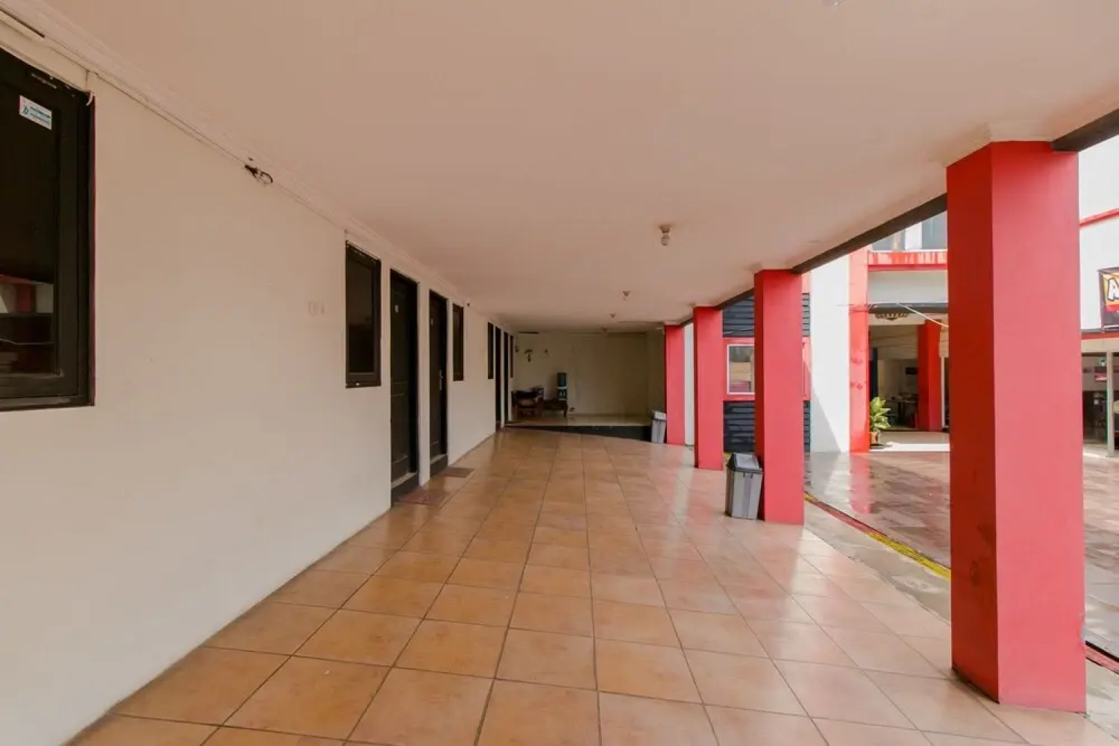 Amazon Homestay Syariah by OYO