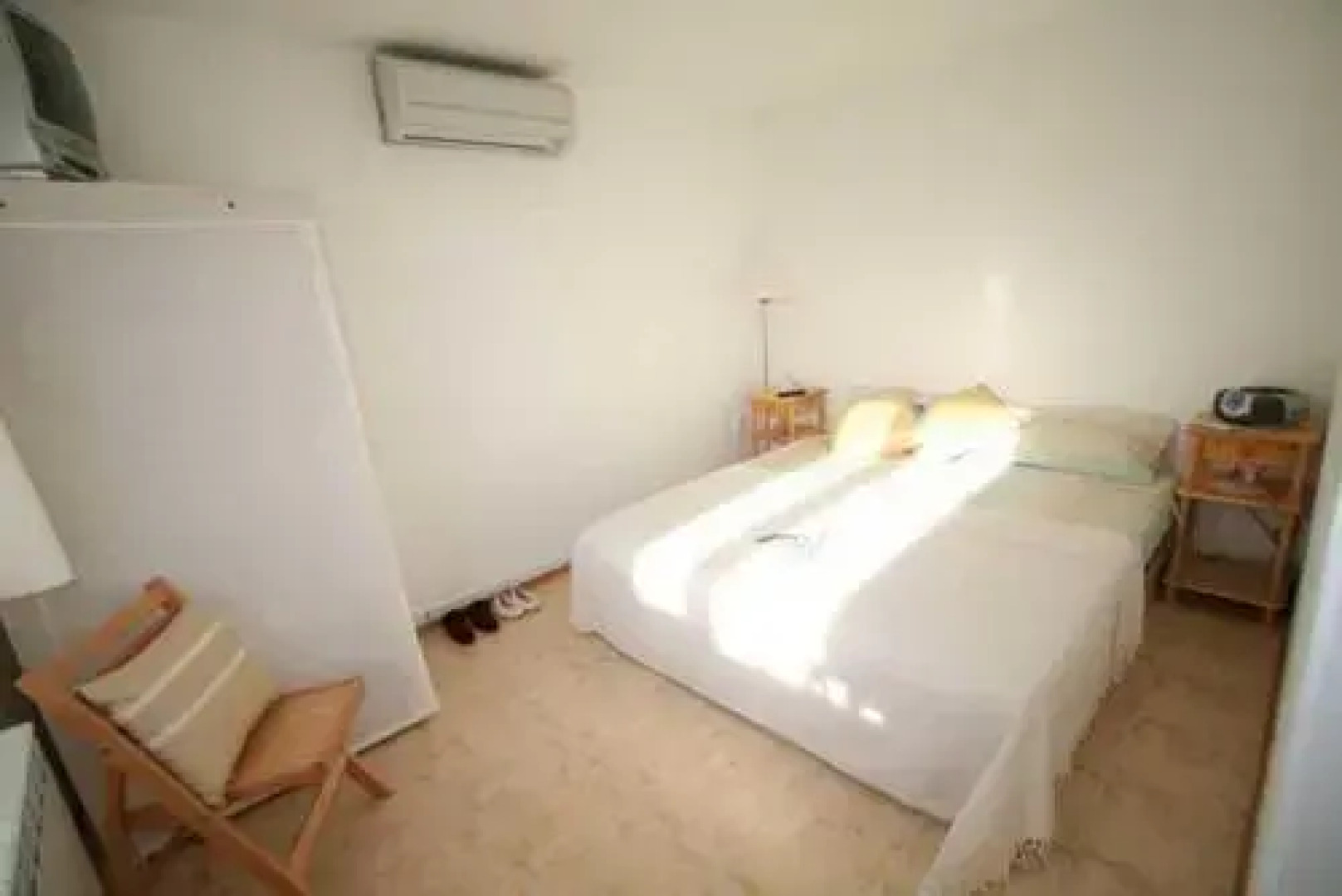 Pelican Lake Guesthouse