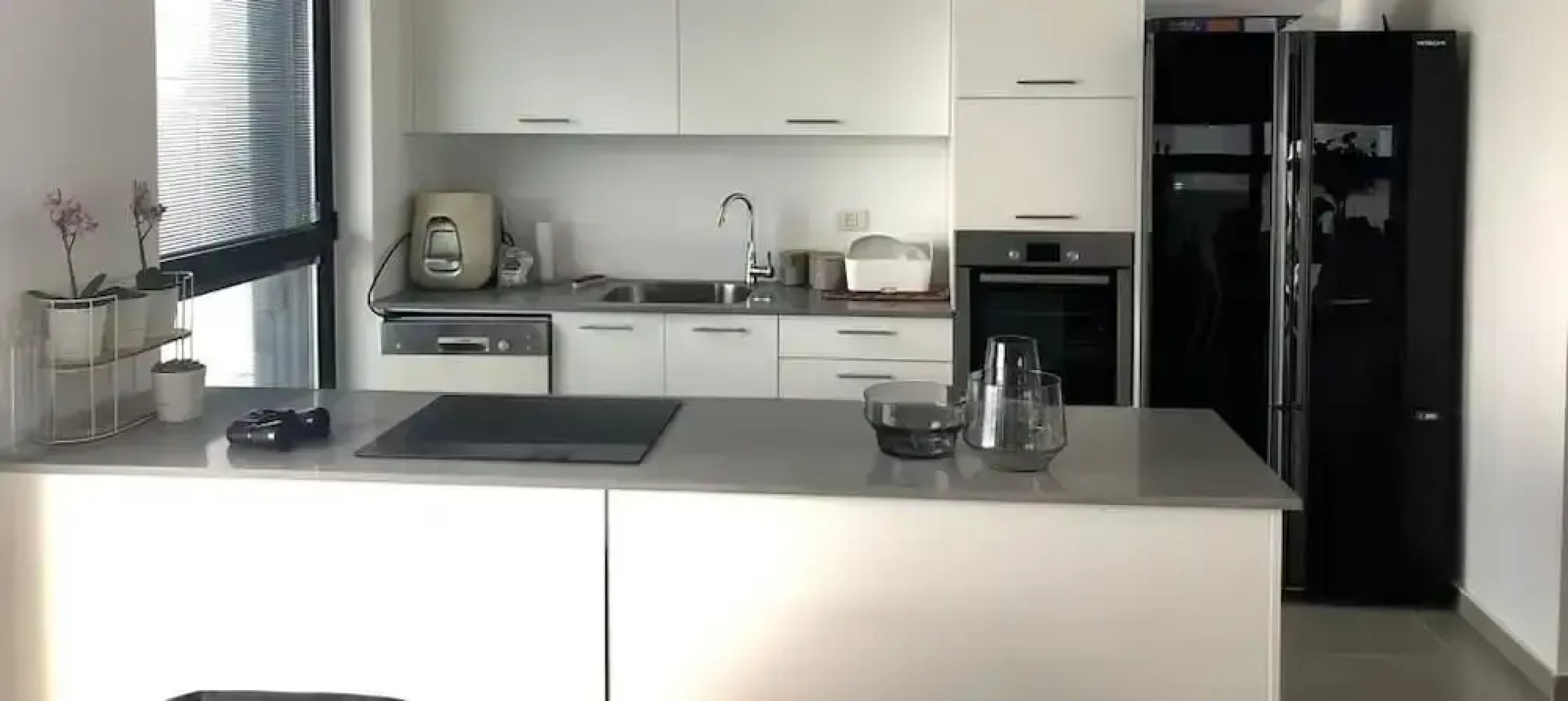 Luxury Apartment Best Location Beach View