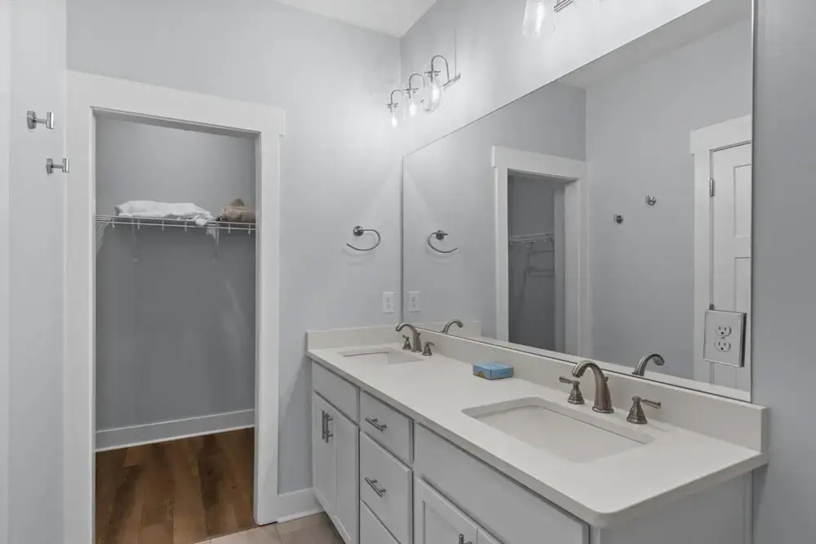 South Breeze 3 Bedroom Townhouse by RedAwning