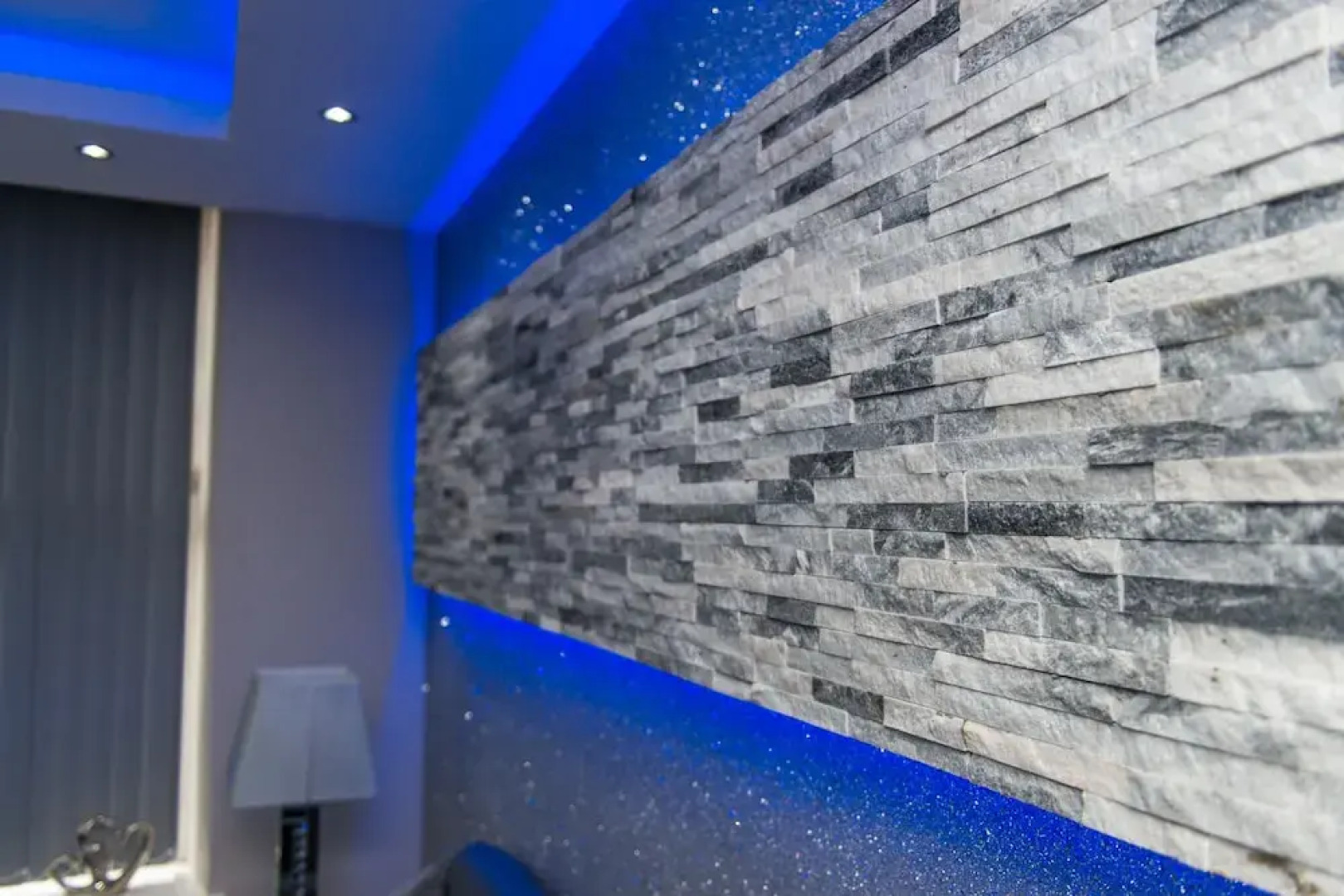 Aphrodite Suites Huddersfield