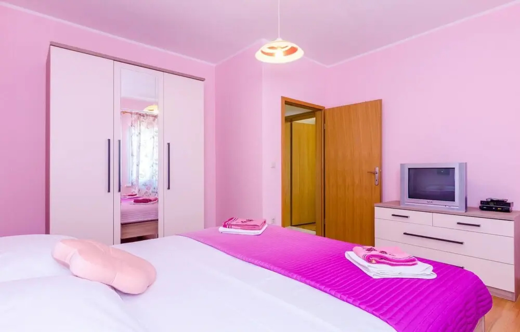 Stunning Home in Dubravka With Wifi and 3 Bedrooms