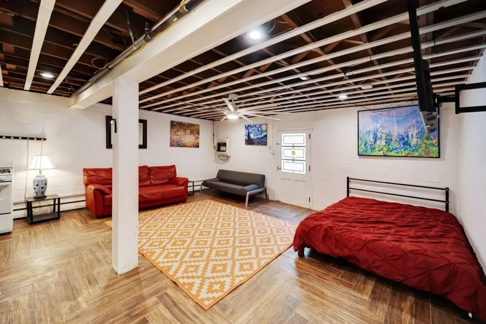 Studio Apartment Close To Everything Apts