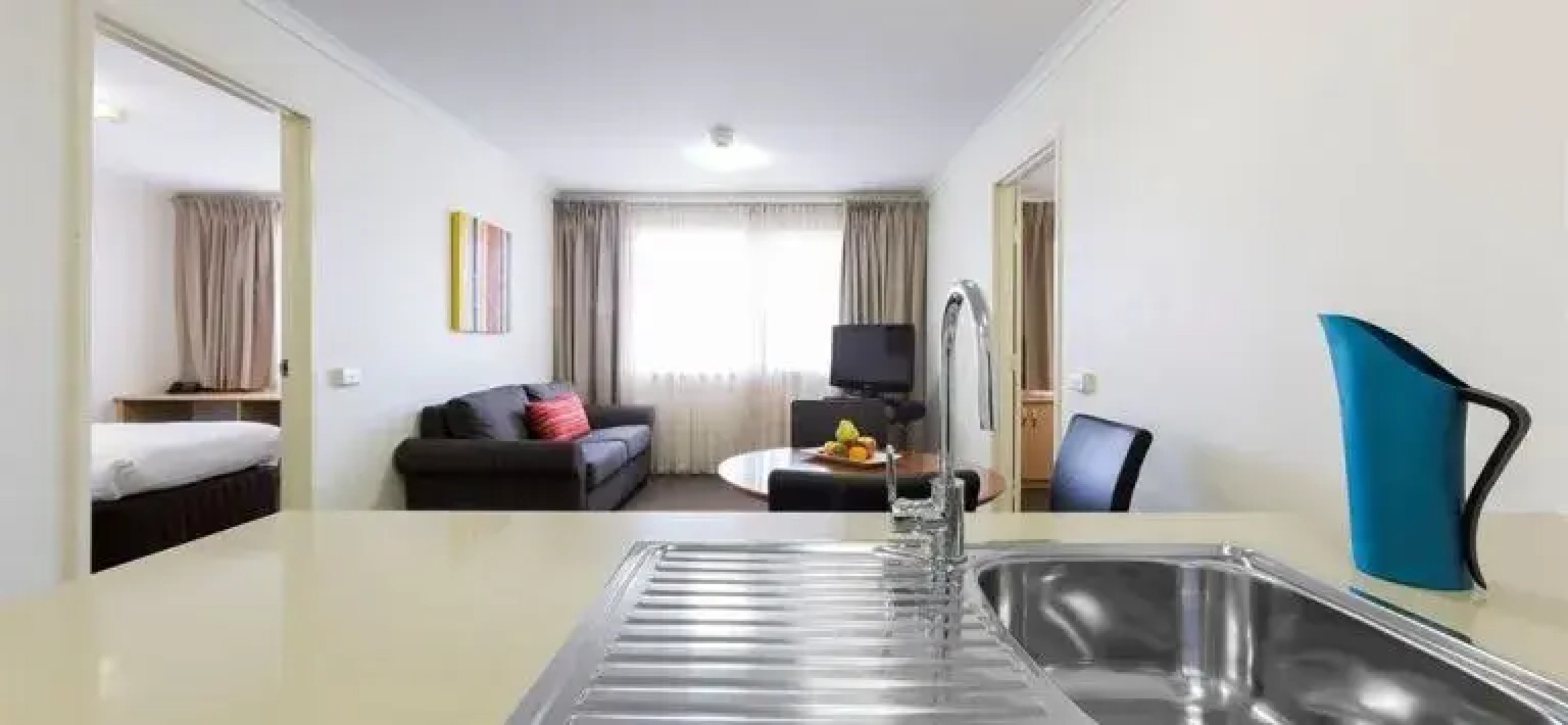 Premier Hotel & Apartments