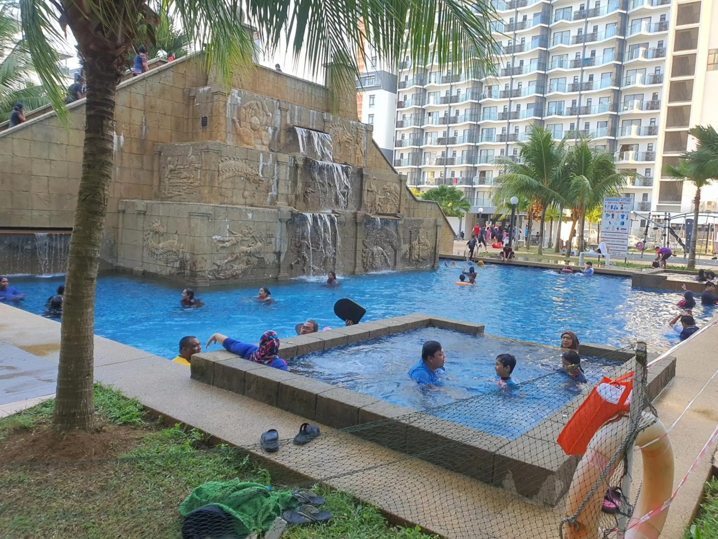 Swiss Garden Resort Residence, studio, sea & pool view, high level unit