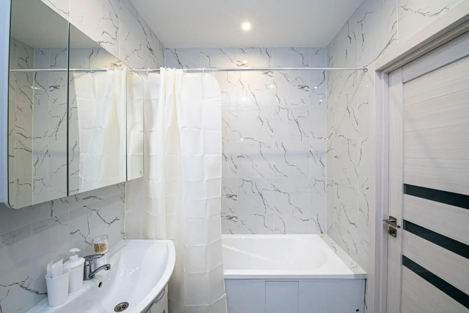 SunSet (СанСет) на улице Героя Советского Союза Аристархова