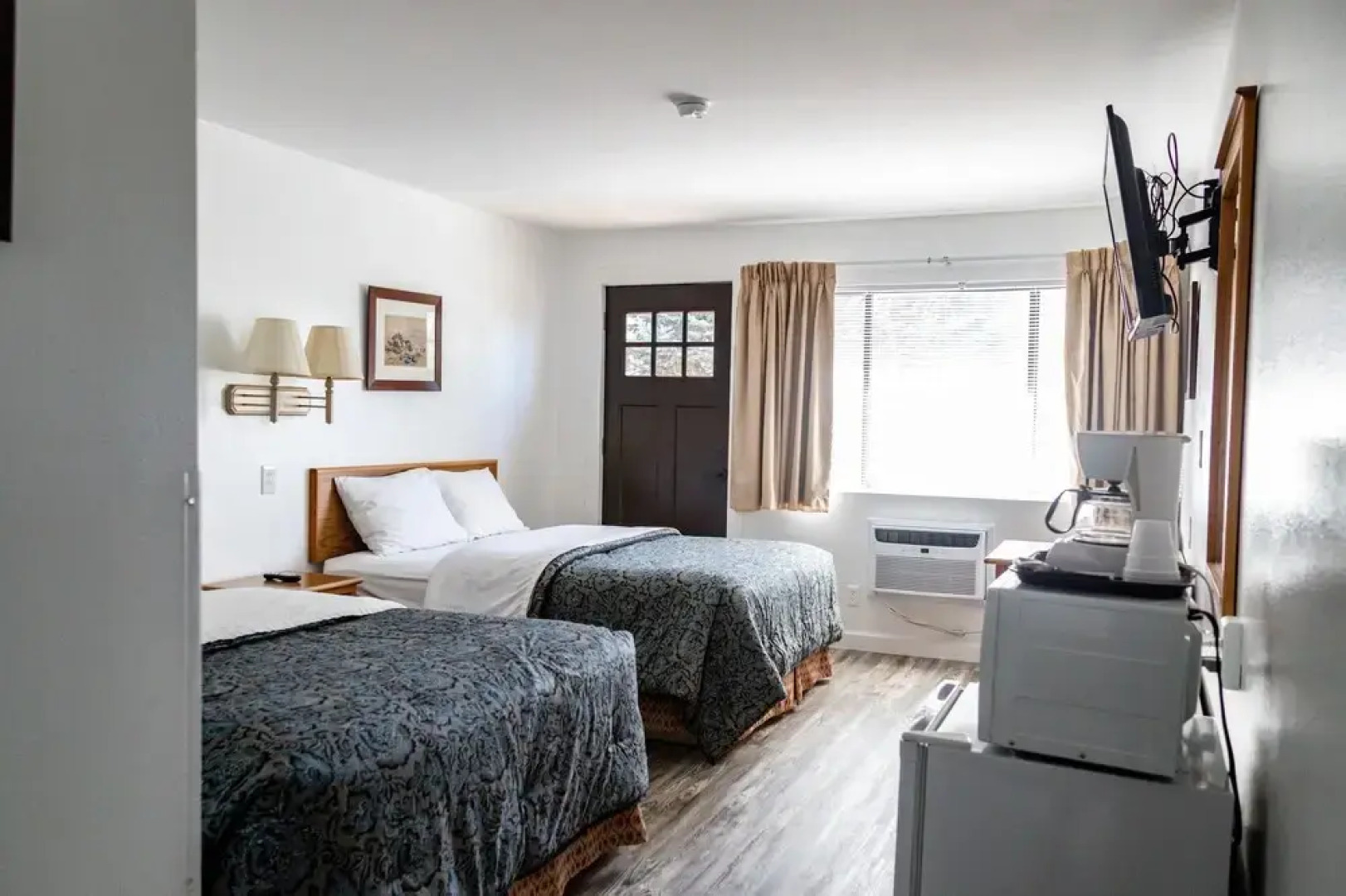 Riverwood Inn Hotel Premiere Double Queen Suite