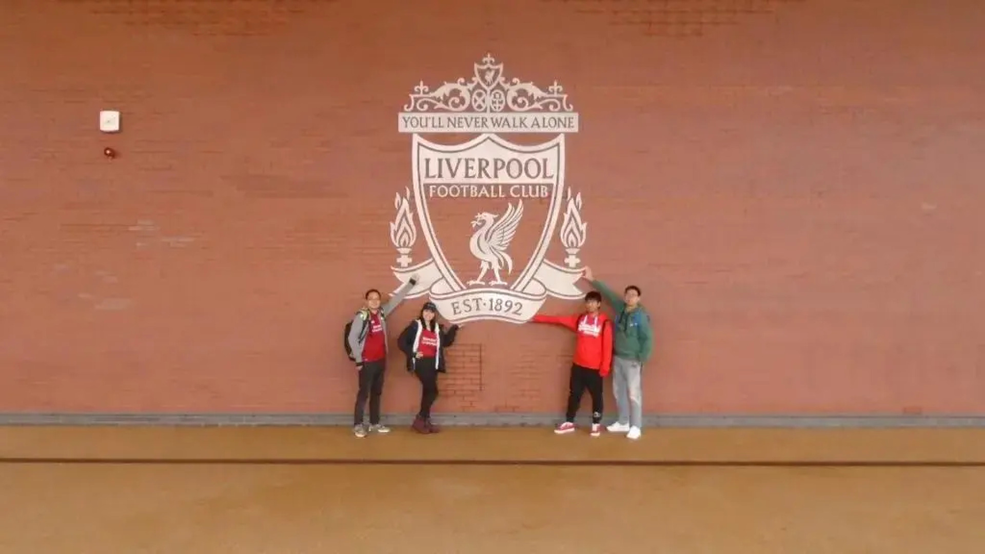 TEA in Liverpool - Private - Quiet - Ground Floor - En-suite - Walk-in-shower