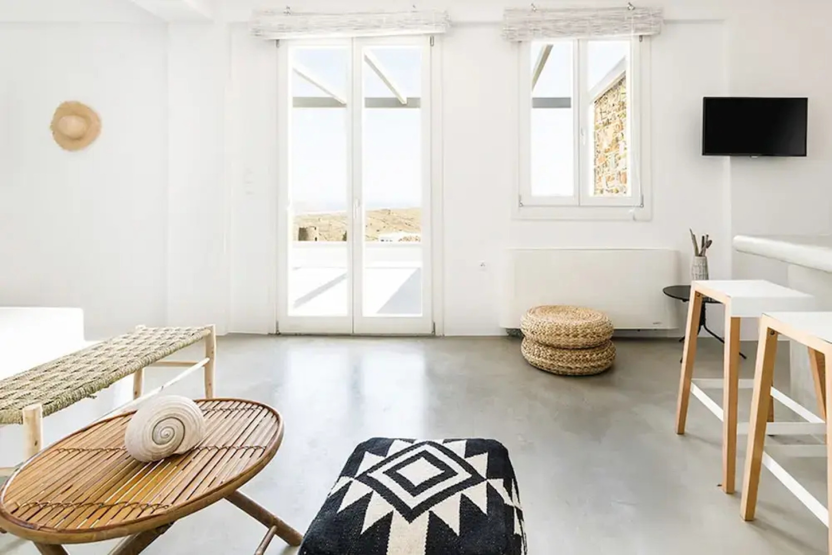 M4 Miloi 1 Bohemian Luxury Villa