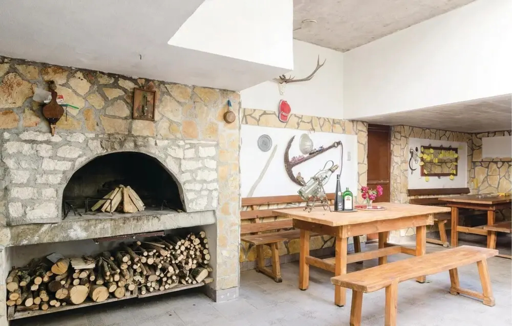 Nice Home in Sreser With Wifi and 3 Bedrooms