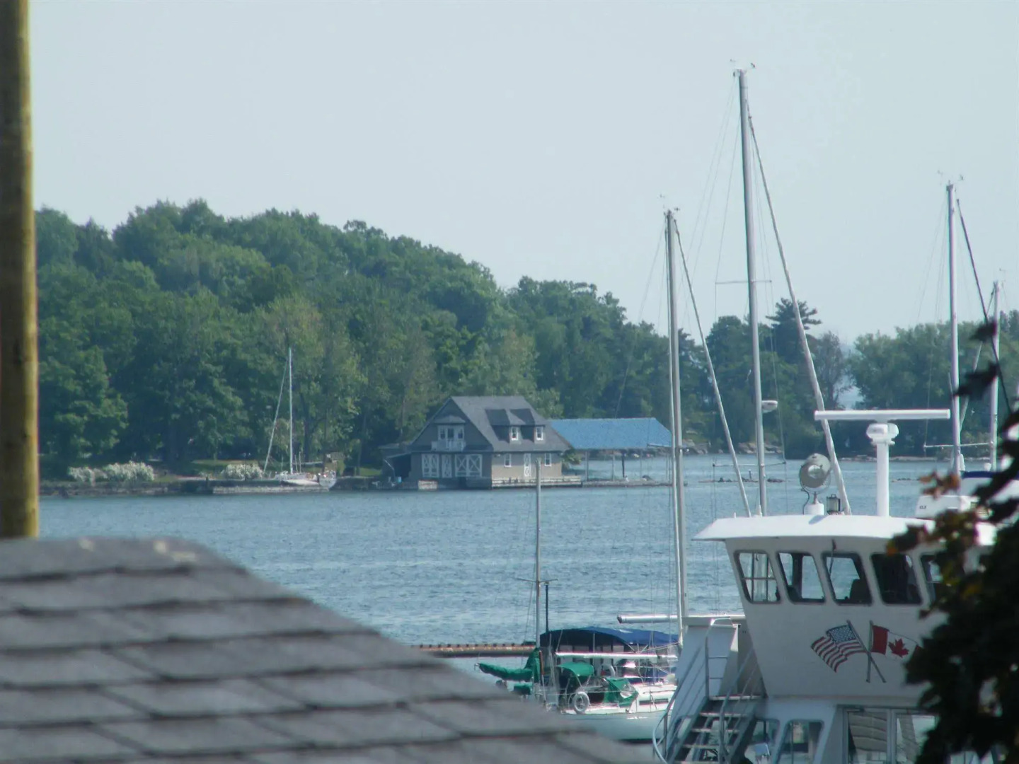 1000 Island Condo Getaway