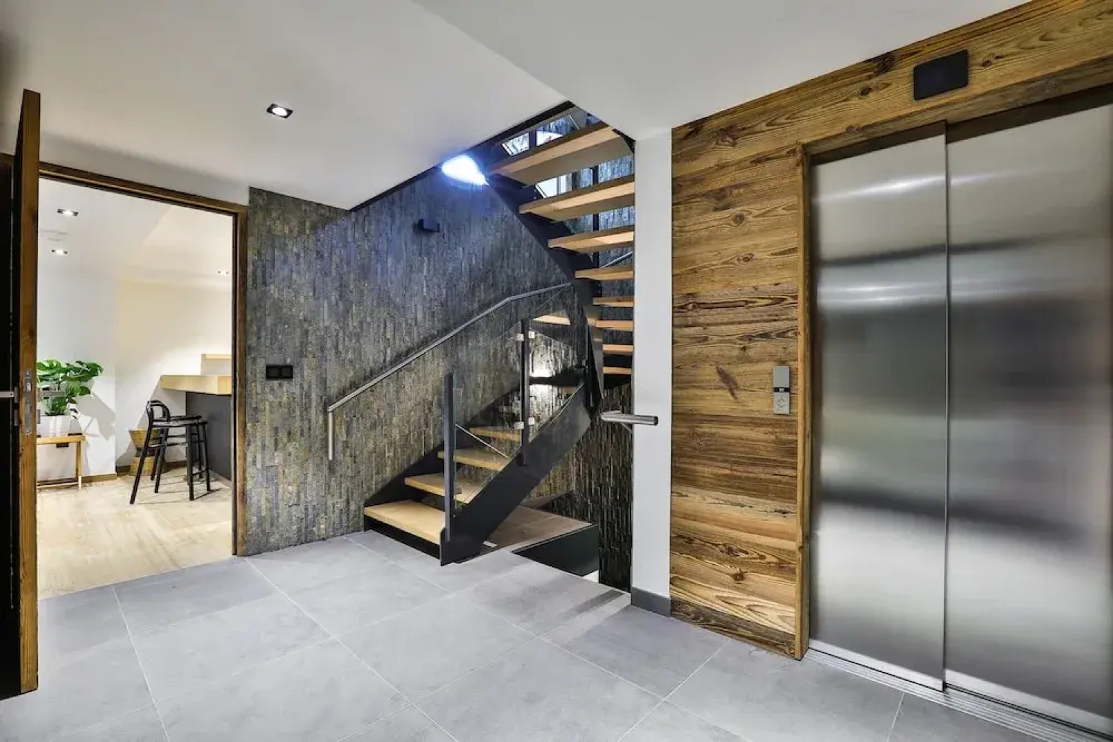 Black Squirrel Chalet