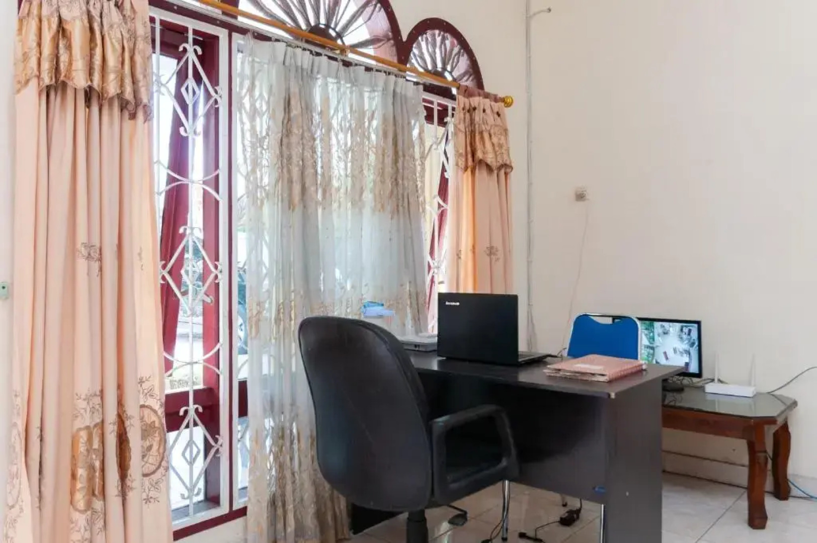 OYO 2916 Op Samuel Homestay