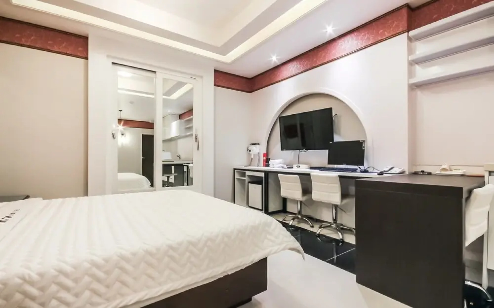 Yeongdeok Ganggu Port Into