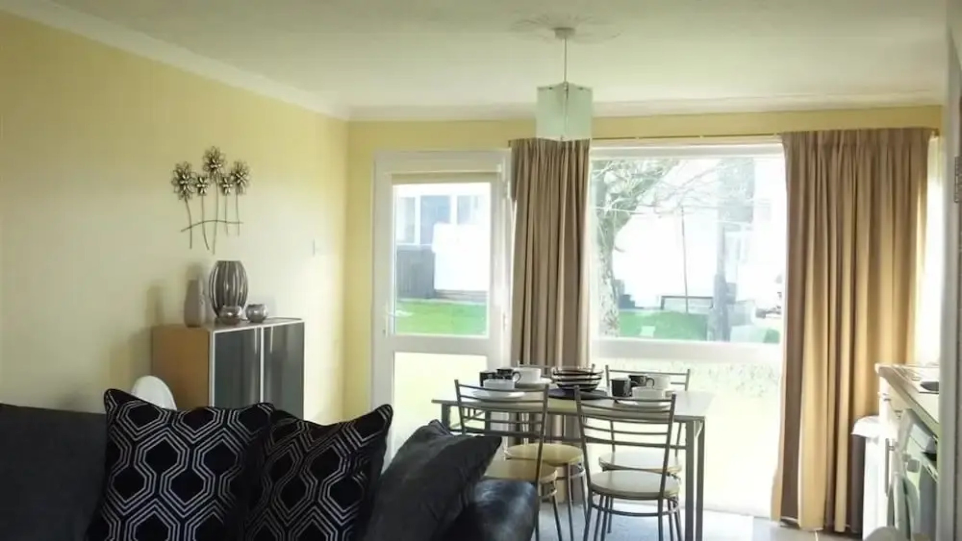 Sea Gem, Freshwater Bay 172