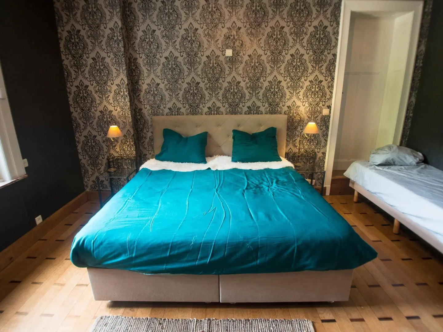 Magnificent Luxury Chateau in Vast Garden with Sauna & Hot Tubs