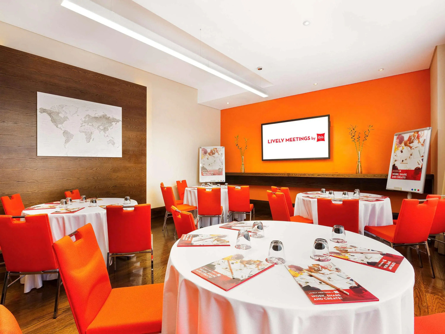 Отель ibis Al Rigga