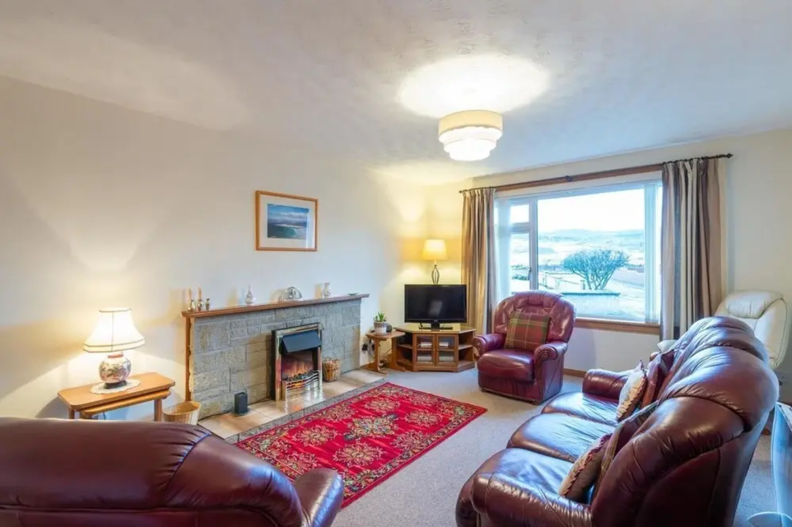 2 Bed Home With Private Garden in the Highlands