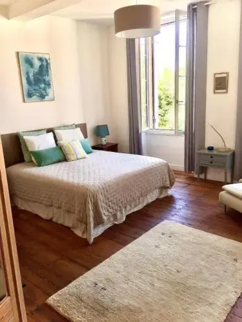 Maison De Maître Bourgeoise