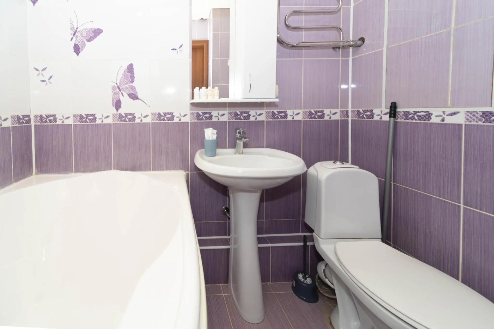 Runway Apartments на улице Лунная 1