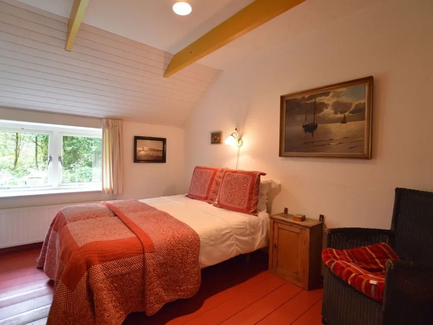 Heritage Farmhouse in Bronneger near Town Center