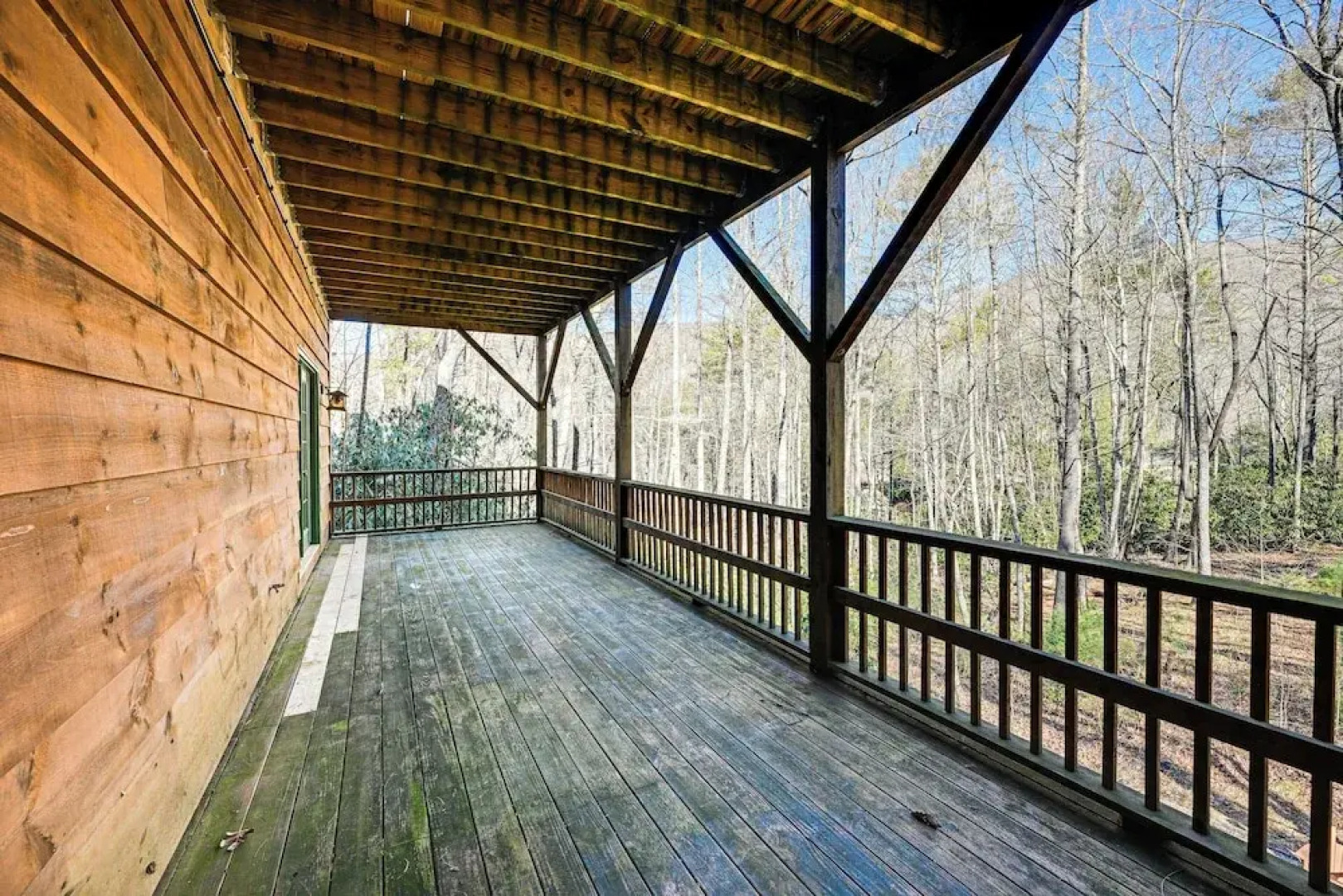 Luxury Cabin w/ Deck < 5 Miles to Sapphire Valley!