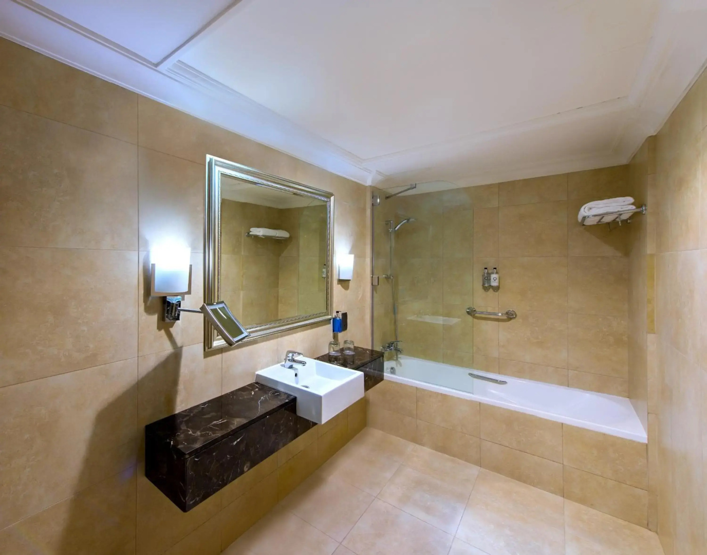 Somewhere Hotel Apartment