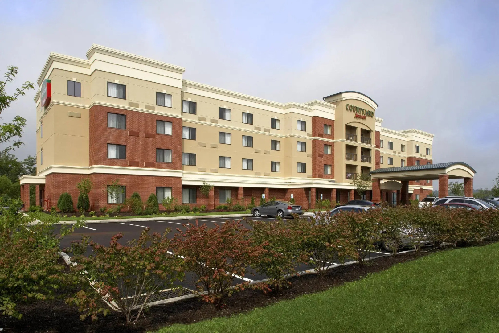 Courtyard by Marriott Pittsburgh Greensburg