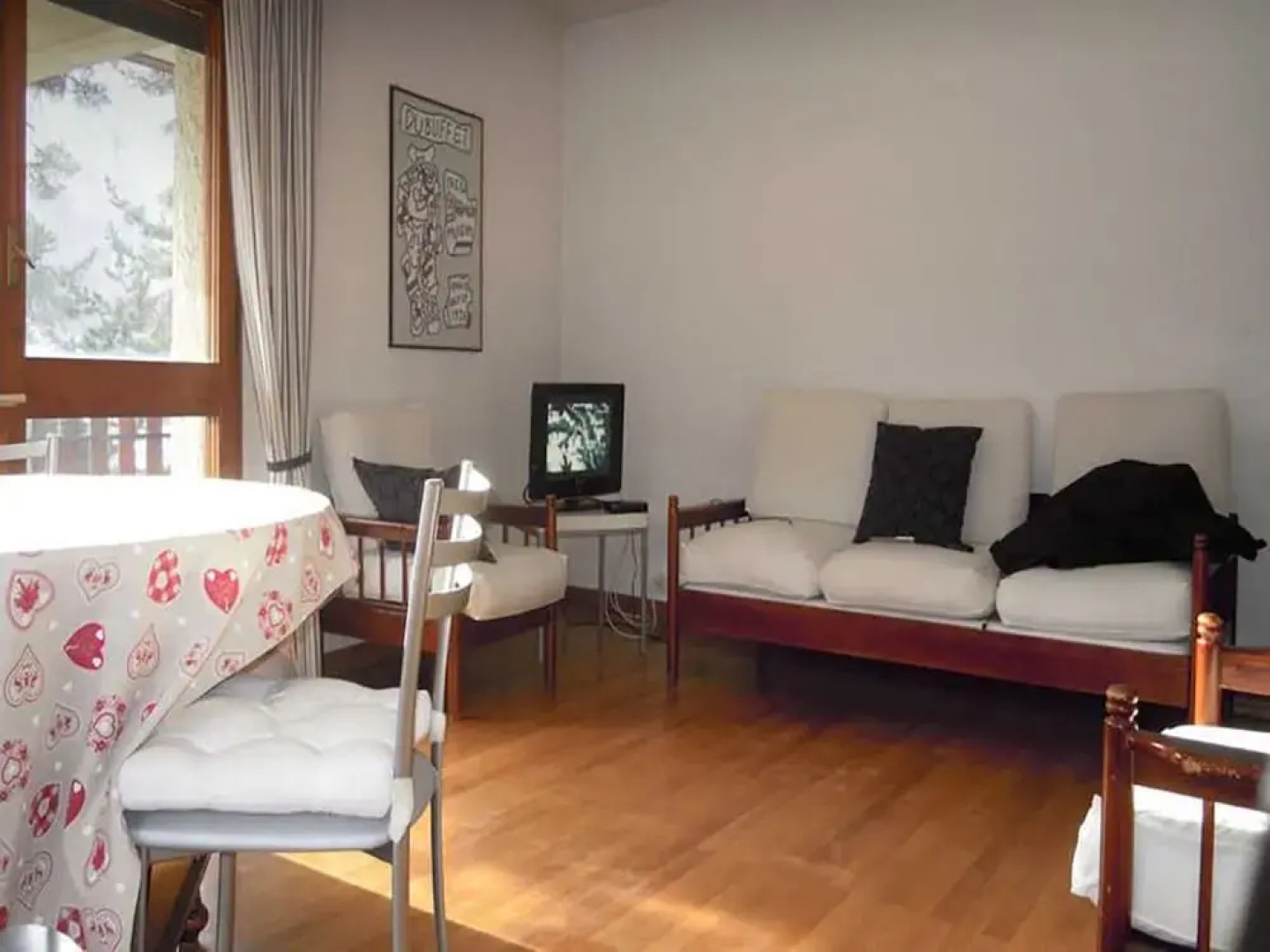 Apartment With 2 Bedrooms in Bardonecchia, With Wonderful Mountain Vie