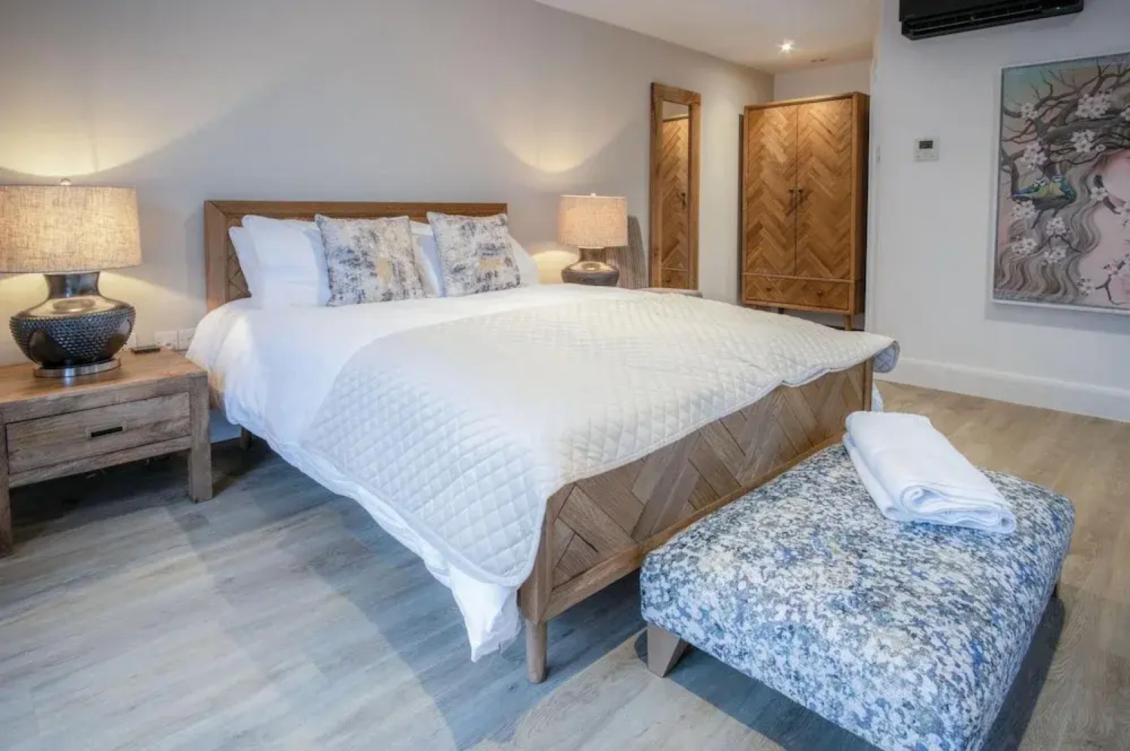 Room 1 - The Sleeping Giant - Pen Y Cae Inn