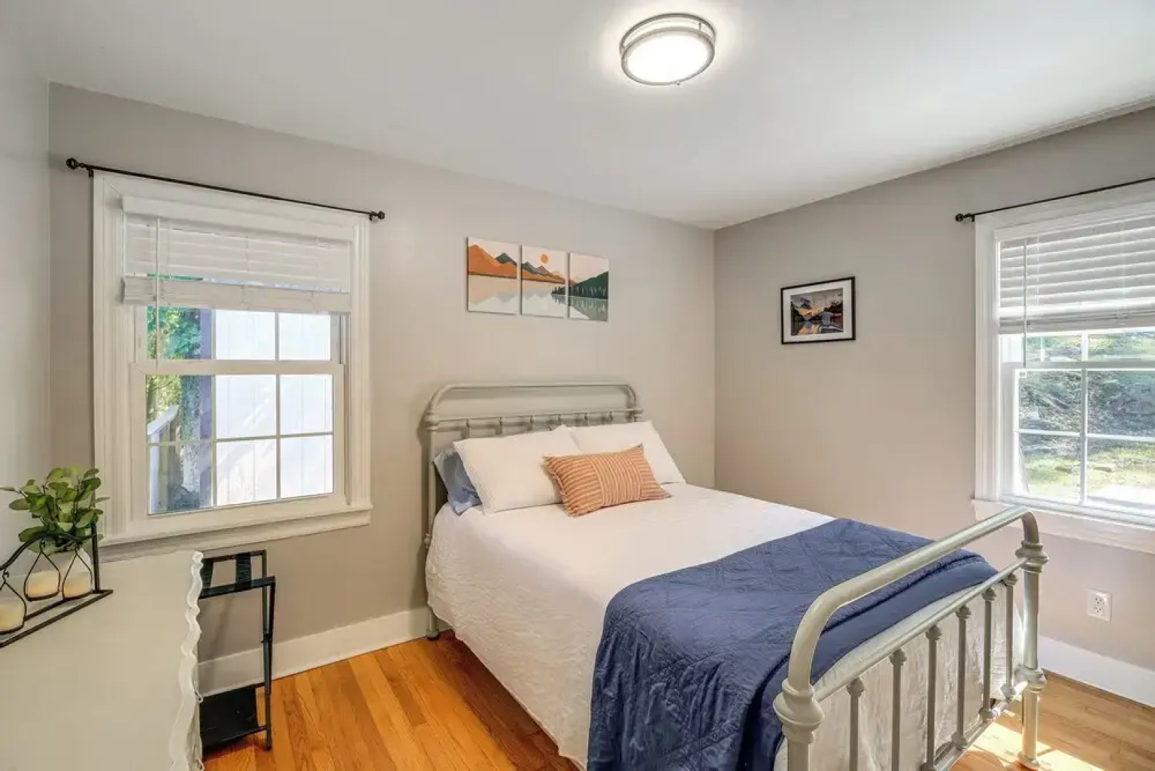 Walk to Radford University: Home w/ Fire Pit!